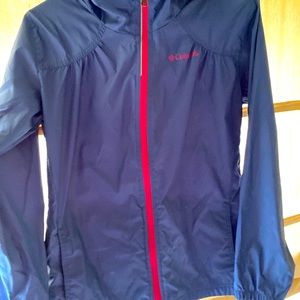 Columbia Raincoat/Windbreaker w/hood youth size L